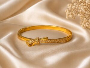 Crystal Knot Bangle