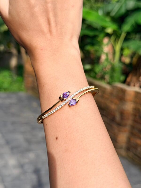 PHOTO-2026-06-14-17-04-15 Tulip Bracelet