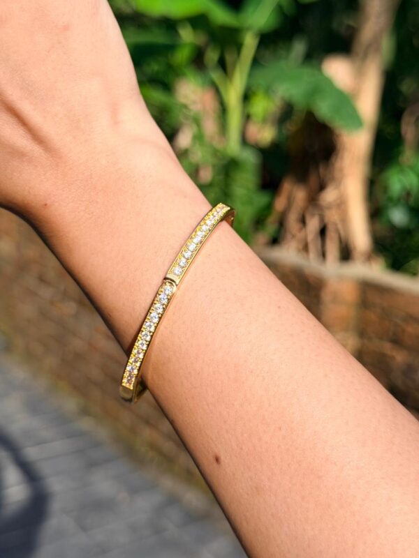 PHOTO-2026-06-14-17-15-50 Crystal Glow Bangle