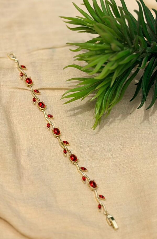 PHOTO-2026-06-17-23-51-46 Tulip Bracelet