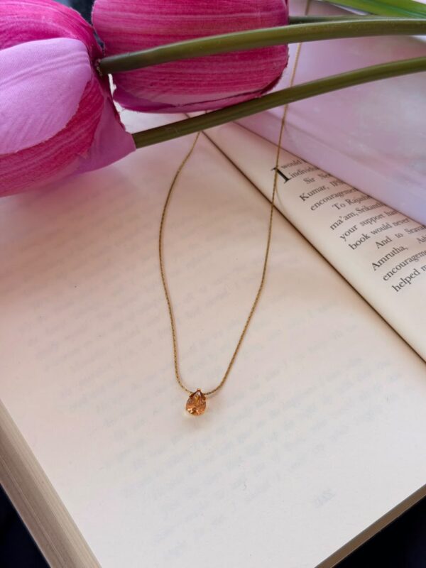 Brown Drop Pendant Neckpiece
